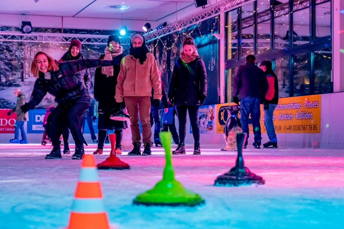 Abendprogramm für Ihr Firmenevent: So begeistern Sie Ihre Kollegen Firmenevent Abendprogramm: 5 Tipps für Ihre Kollegen und Sie