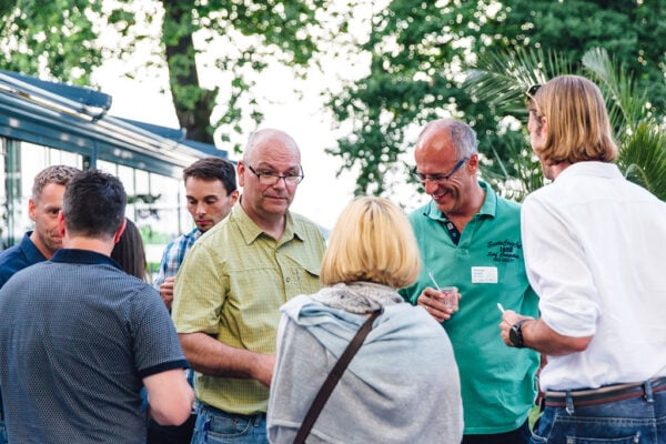 Wie organisiert man ein Sommerfest in Berlin für Kollegen oder Mitarbeiter?